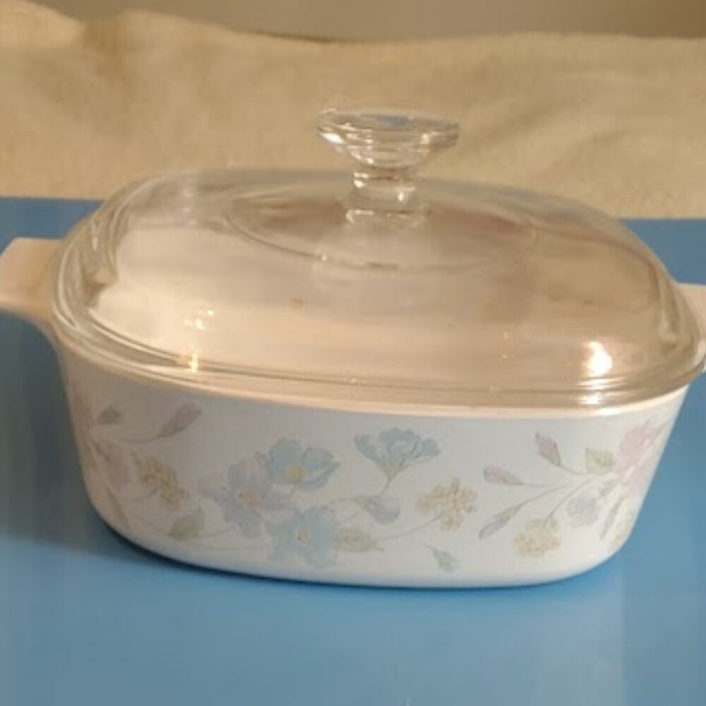 CORNINGWARE 2L CASSEROLE PASTEL BOUQUET DESIGN ORIGINAL LID VERY GOOD CONDITION